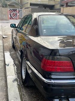 بي ام دبليو الفئة 7